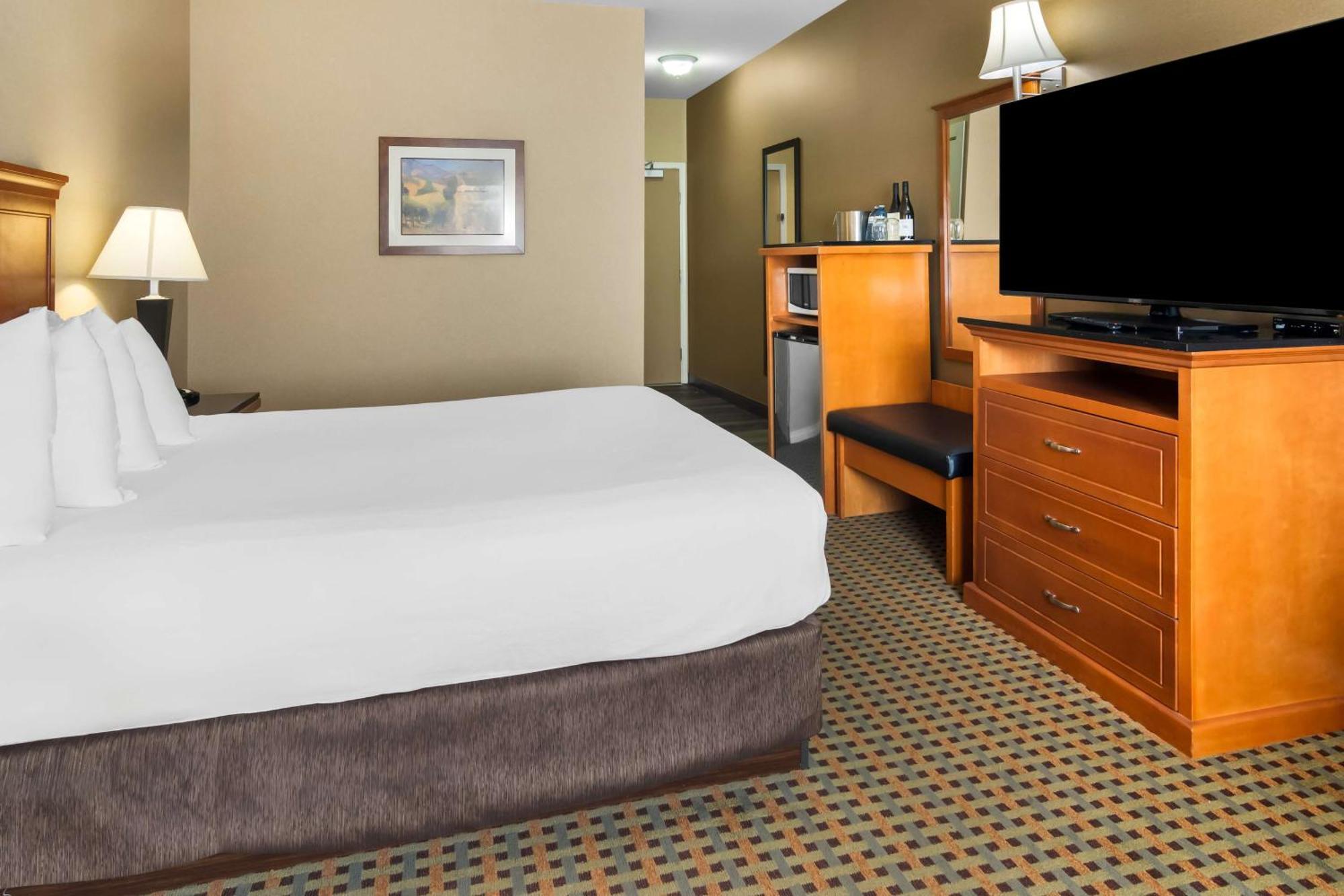 Best Western Plus Osoyoos Hotel & Suites Ngoại thất bức ảnh
