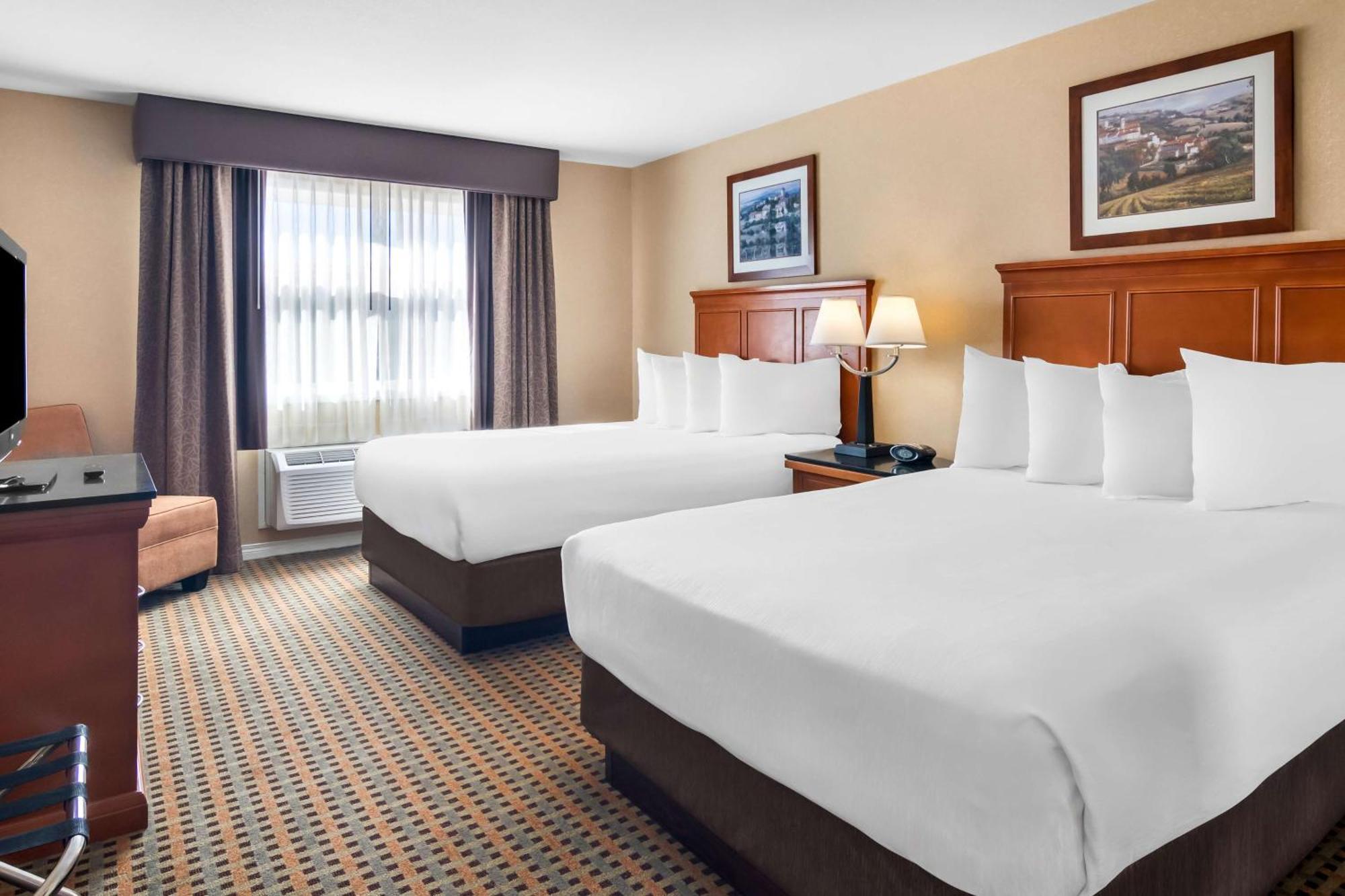 Best Western Plus Osoyoos Hotel & Suites Ngoại thất bức ảnh