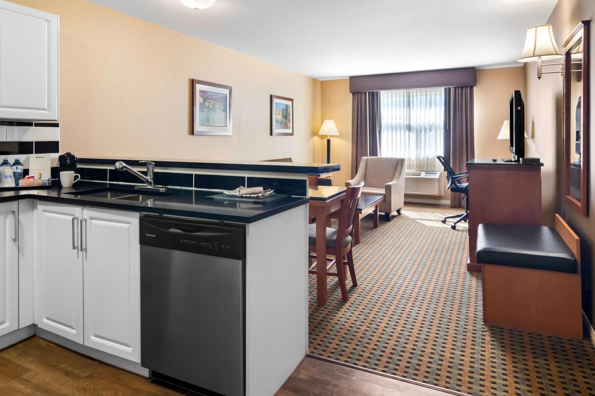 Best Western Plus Osoyoos Hotel & Suites Ngoại thất bức ảnh